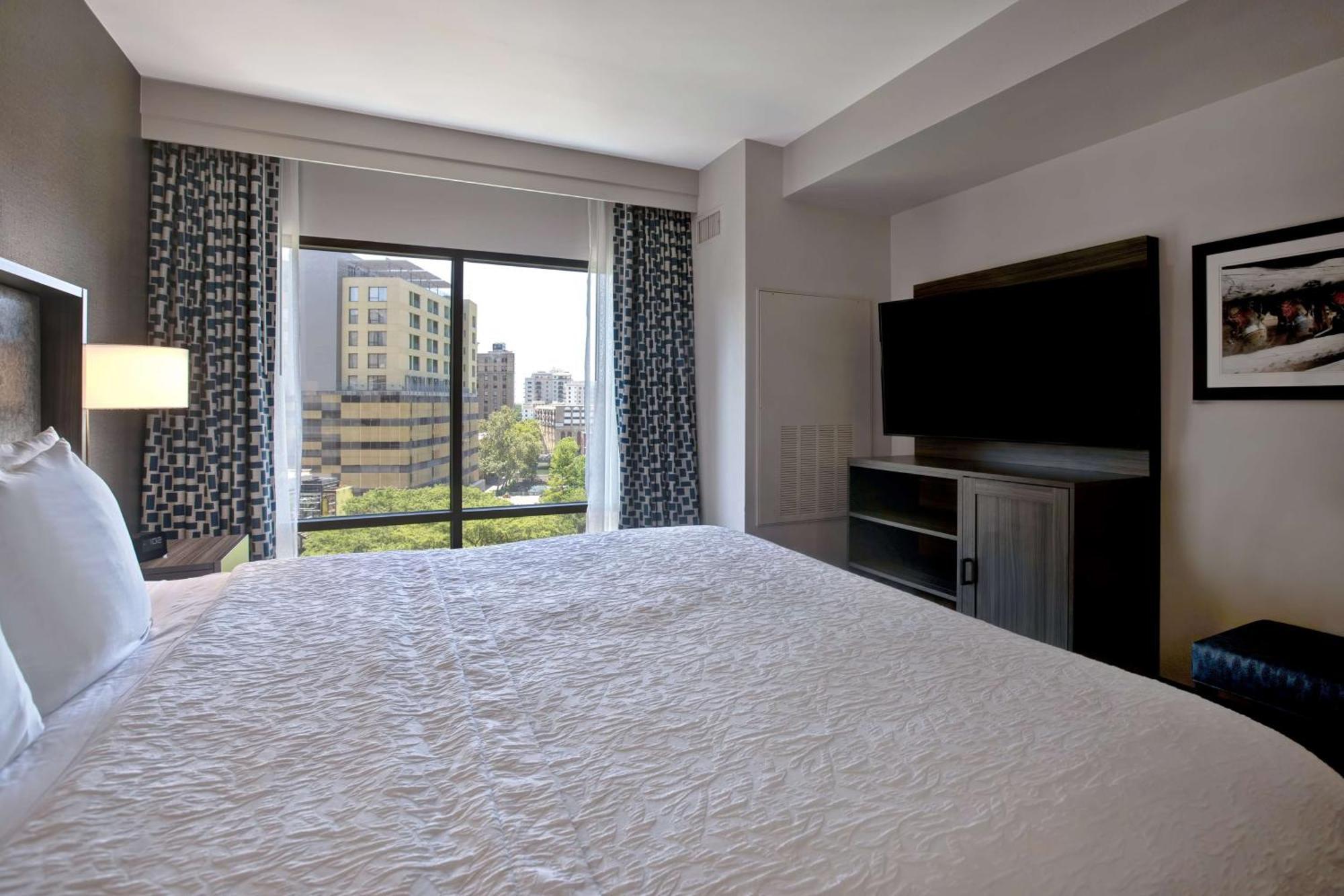 Hotel Hampton Inn&suites Riverwalk 3*