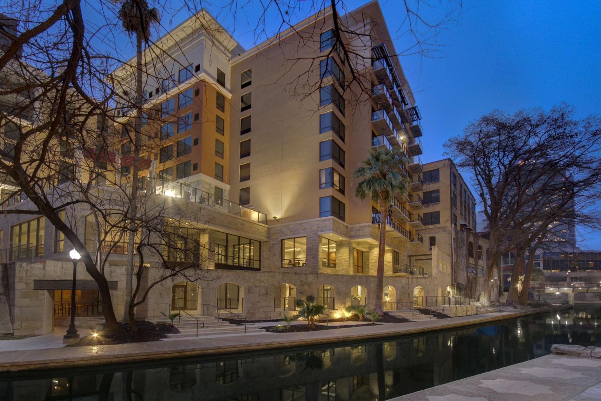 Hampton & Riverwalk 3* San Antonio